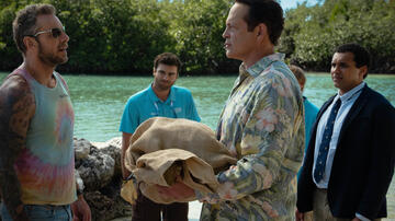 Dax Shepard e Vince Vaughn in Bad Monkey 2x02
