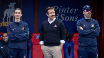 Tanya Reynolds, Jason Sudeikis e Brendan Hunt in Ted Lasso 4x10