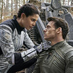 Priyanka Chopra Jonas come Nadia Sinh, Richard Madden come Mason Kane in Citadel 1x03