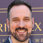 Travis Willingham attende la The Prime Experience: Saturday Morning Cartoons il 7 maggio 2022 in Beverly Hills, California