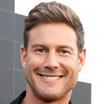 Tom Hopper attende la Premere di The Umbrella Academy S4 all'Egyptian Theatre Hollywood il 5 Agosto 2024 in Los Angeles, California