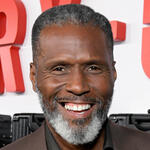 Curtiss Cook alla première di Los Angeles di Carry-On di Netflix all'Egyptian Theatre Hollywood il 5 dicembre 2024 a Los Angeles, California 