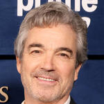 Jon Tenney alla première di Cruel Intentions sul red carpet di Los Angeles presso l'Ebell Club di Los Angeles il 19 novembre 2024 a Los Angeles, California