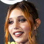 Amanda Campana alla Premiere Mondiale di Hotel Costiera