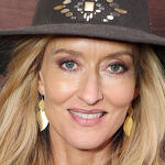 Natascha McElhone partecipa alla proiezione speciale a New York di Young Sherlock di Prime Video