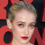 Gus Birney partecipa alla première di 'Something Very Bad Is Going To Happen' di Netflix presso l'Egyptian Theatre di Hollywood il 19 marzo 2026 a Los Angeles, California