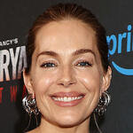 Sienna Miller alla prima mondiale di Tom Clancy's Jack Ryan: Ghost War in Regal Times Square