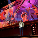 Pete Docter, direttore creativo di Pixar Animation Studios, per Gli Incredibili 3 sul palco del Disney Entertainment Showcase al D23: The Ultimate Disney Fan Event il 14 agosto 2026 ad Anaheim, in California
