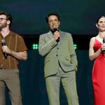 (S-D) Chris Evans, Robert Downey Jr. e Hayley Atwell per Avengers: Doomsday sul palco del Disney Entertainment Showcase al D23: The Ultimate Disney Fan Event il 14 agosto 2026 ad Anaheim, California.