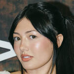 Miku Martinea sul red carpet di Crew Girl