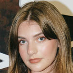 Olga Petsa sul red carpet di Crew Girl