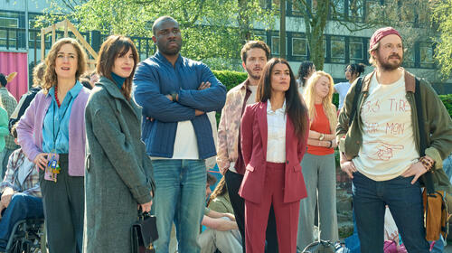 Alexandre Kominek, Sabrina Ouazani, Yannik Landrein, Berangere McNeese, Jean Claude Muaka sul set di Bocciato