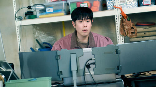 Pyo Ji-Hoon come Bong Geun-dae in Lezioni vere 1x04