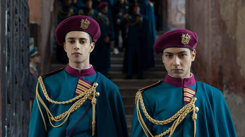 (S-D) Biagio Vendittti come Vincenzo Cipriani, Ciro Minopoli come Salvo Fusco in Minerva - La Scuola 1x02