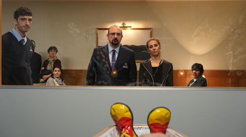 Muertos S.r.l. 1x04 - First Look